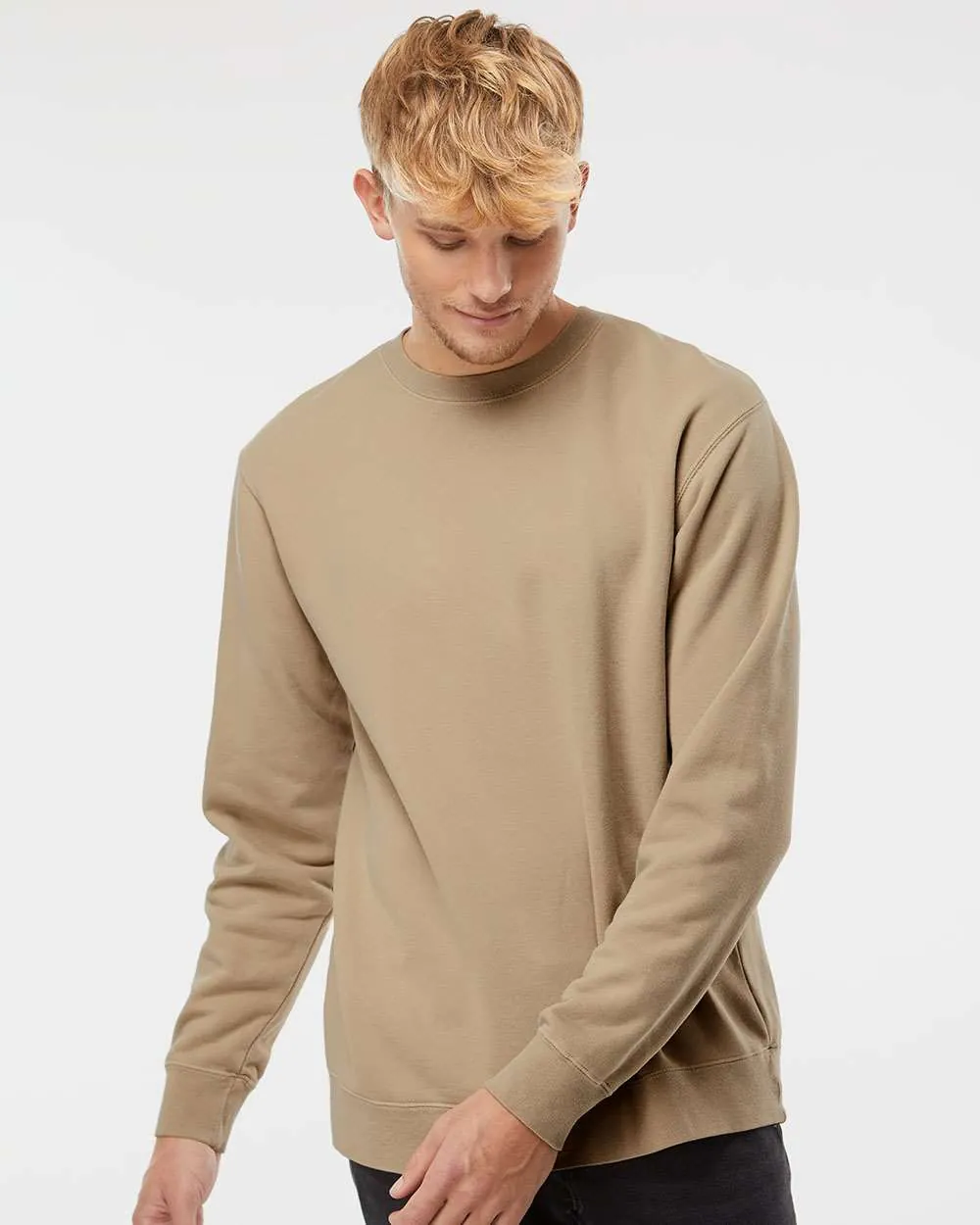Independent Trading Co Midweight Pigment-Dyed Crewneck Sweatshirt Pigment Sandstone